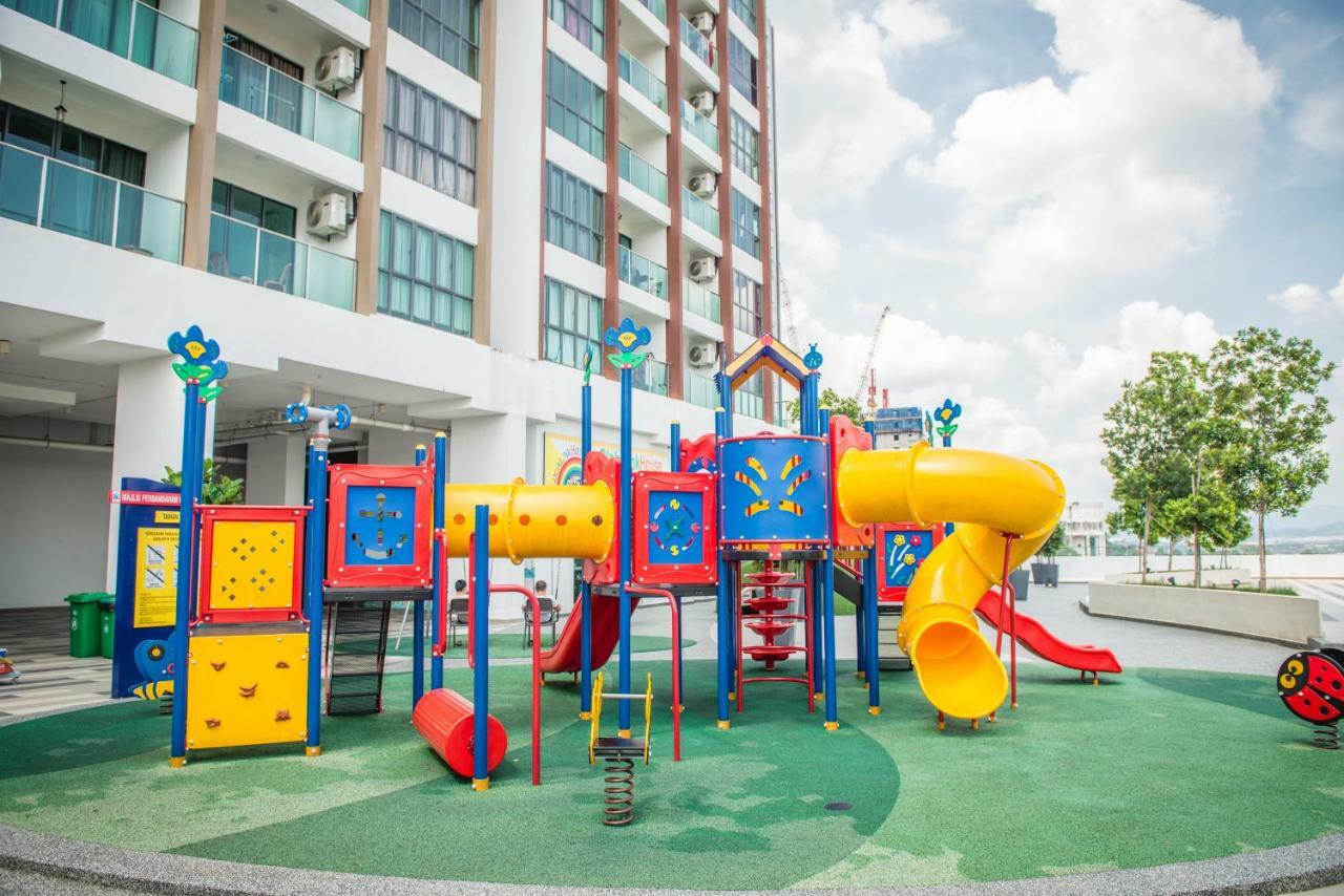 Amerin Mall & Suites Сері-Кембанган Екстер'єр фото